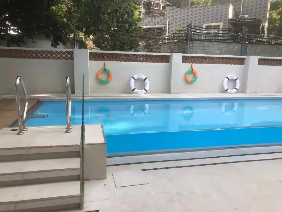 碧桂园翡翠山亚克力透明泳池 (2).webp